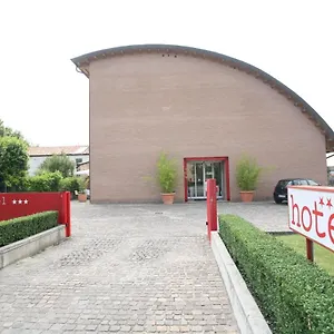 Hotel 15.92, Cazzago (Pianiga)